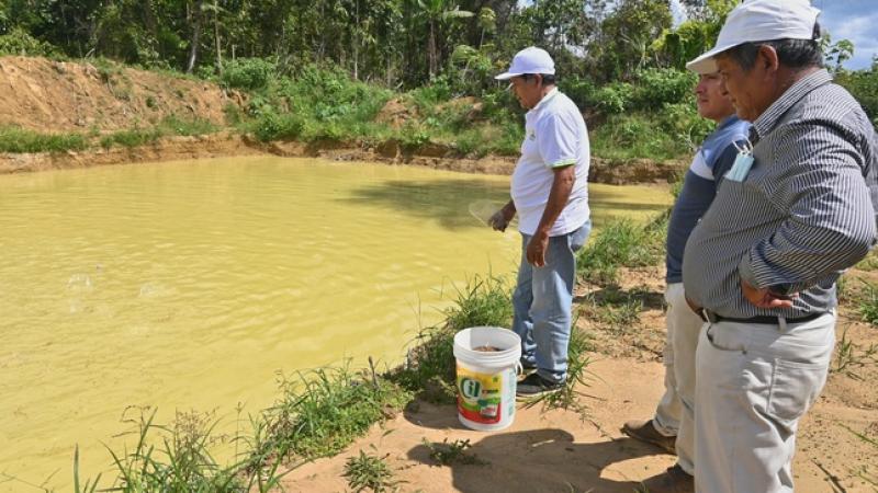 Gore Madre de Dios entregó 25 estanques piscícolas