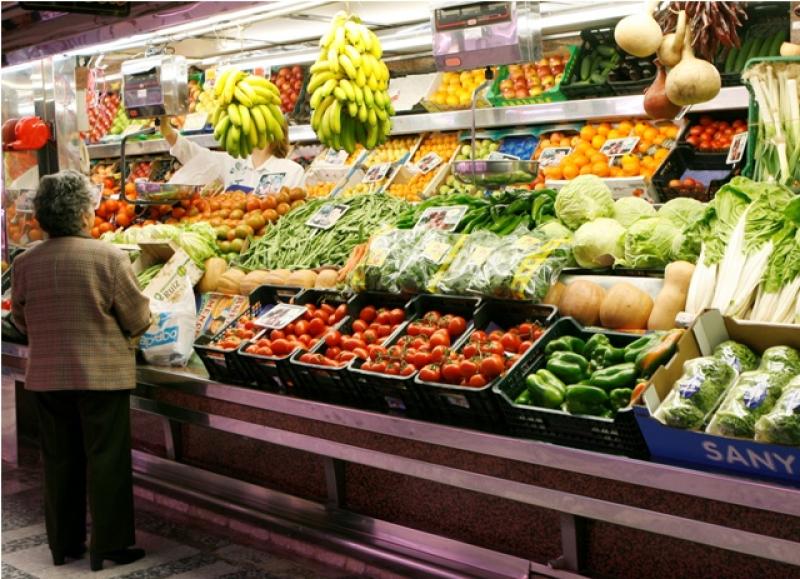 IPC DE ALIMENTOS Y BEBIDAS CRECIÓ 0,6% EN OCTUBRE