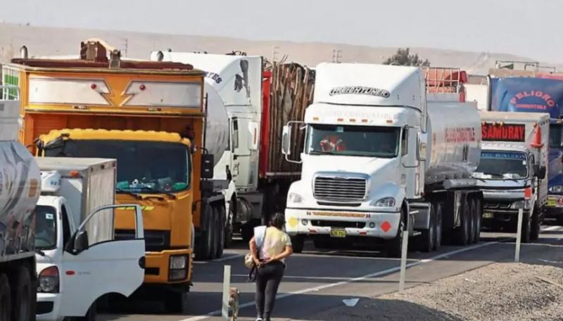 Midagri asegura abastecimiento de alimentos en mercados, pese a protestas de minero 