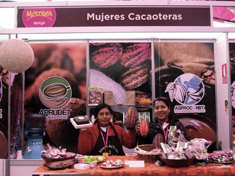 MUJERES CACAOTERAS GANAN MÁS EN PRODUCTOS CON VALOR AGREGADO