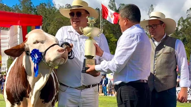 Perú recibe primeras pruebas genómicas de la raza Fleckvieh realizadas en Alemania