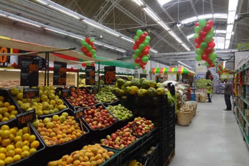 PERÚ: SUPERMERCADOS BOTAN A LA BASURA ALIMENTOS POR S/. 300 MILLONES ANUALES