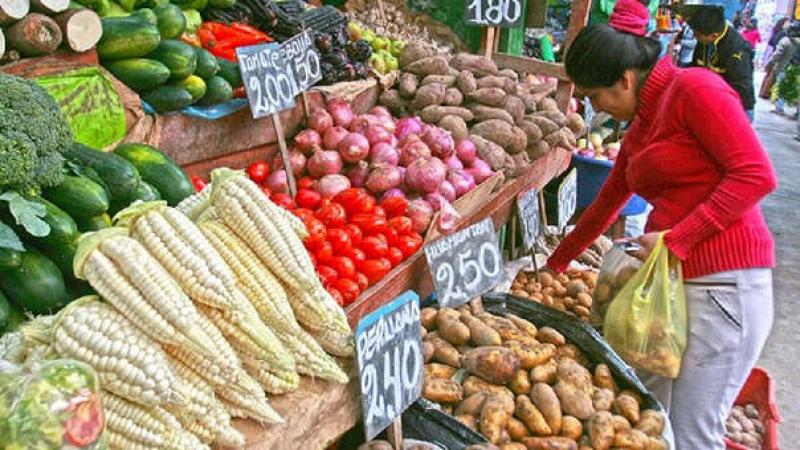 Precios al consumidor de Lima Metropolitana subieron 0,52% en noviembre de 2022