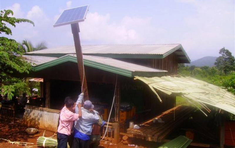 SE DEBEN CREAR REDES DE CONOCIMIENTO EN MANEJO DE ENERGÍAS RENOVABLES 