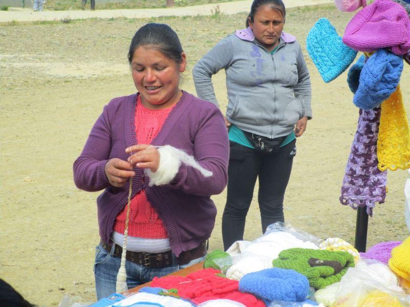 TEJEDORAS DE PILLAO PARTICIPARÁN EN FERIA ARTESANAL DE HUÁNUCO