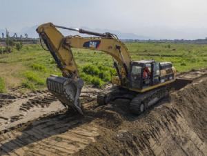 Avanzan limpieza y descolmatación de ríos en 107 puntos críticos de 7 regiones por El Niño