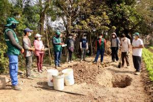 Charlas demostrativas afianzan la producción de frutos sanos en Monsefú