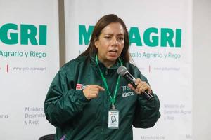 Cuestionan a ministra de agricultura por irregularidades en cuarta licitación de compra de urea