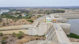 Delegaciones técnicas de ocho países visitan el proyecto Alto Piura y el sistema Poecho 