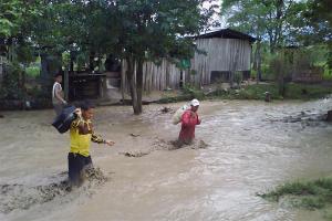 DESEMBOLSOS PARA CUBRIR DAÑOS POR EL NIÑO SERÍAN DE US$ 555 MILLONES