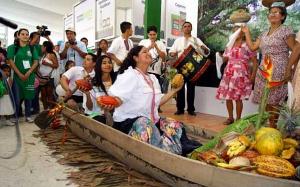 Entregarán utensilios elaborados con resinas de plantas en la venta de comida durante Expoamazónica