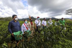 “Hermanamiento productivo para el desarrollo de la agricultura familiar”