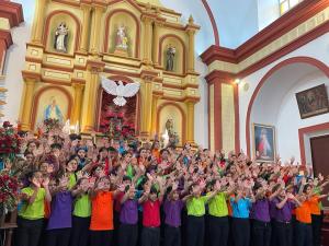 Hortifrut promueve el talento musical de niños y jóvenes de la comunidad agroindustrial en Chao