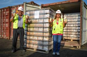 HOY SE EXPORTA PRIMER LOTE DE REFRESCO DE QUINUA CON MANZANA A ESTADOS UNIDOS