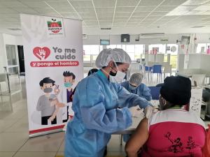 La Libertad: 1.164 trabajadores agroindustriales de Hortifrut fueron inoculados con vacuna contra el Covid-19