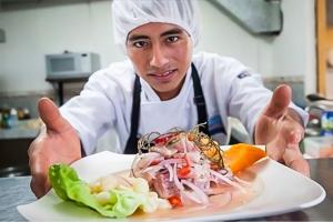 Lanzan campaña para consumir ceviche de noche a mitad de precio