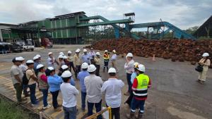 Mesa Técnica de Palma Aceitera resalta manejo responsable y sostenible de Ocho Sur