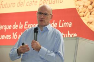 OCHO PASOS QUE SE DEBEN REALIZAR PARA OBTENER  MARCA “CAFÉ PERUANO”