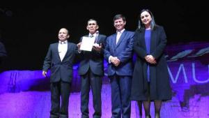 Otorgan premio SUMMUN a la variedad de papa INIA 316 Roja Ayacuchana