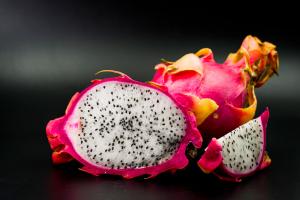 Proyectos de diversificación buscan producir pitahaya en Piura y Lambayeque