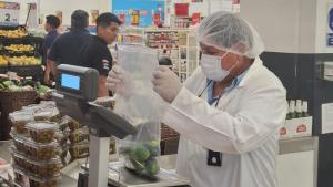 Refuerzan vigilancia sanitaria de alimentos en mercados de Lima